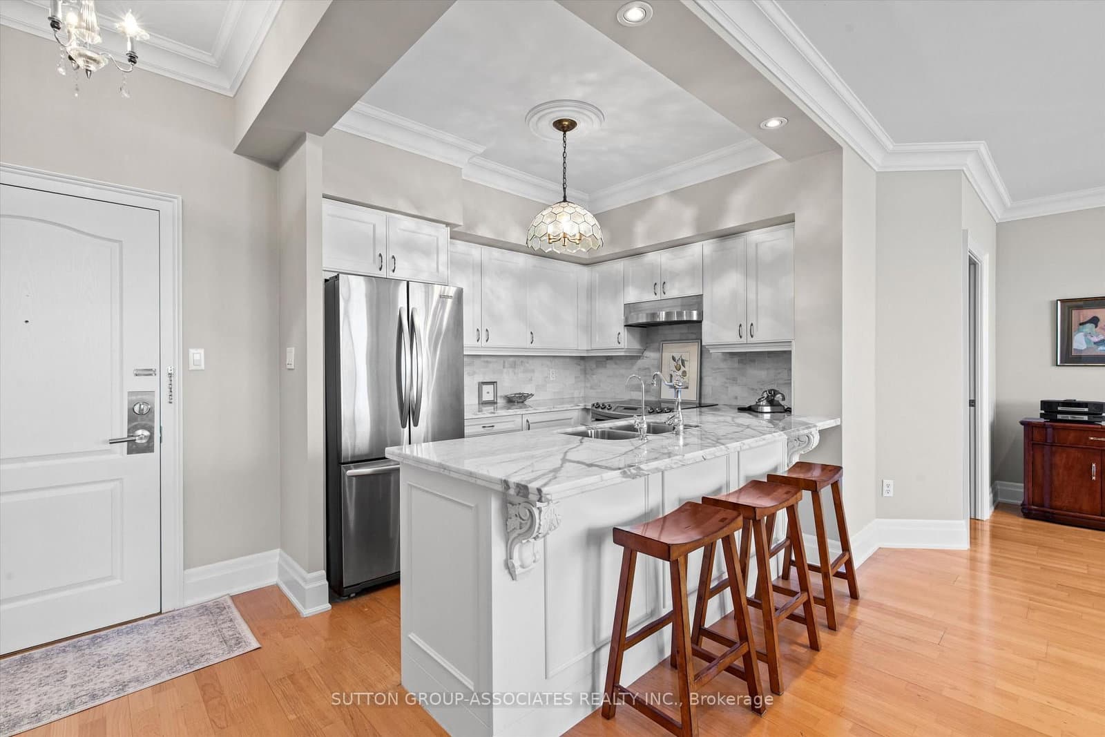 18 Wanless Avenue, Unit PH6 thumbnail 3
