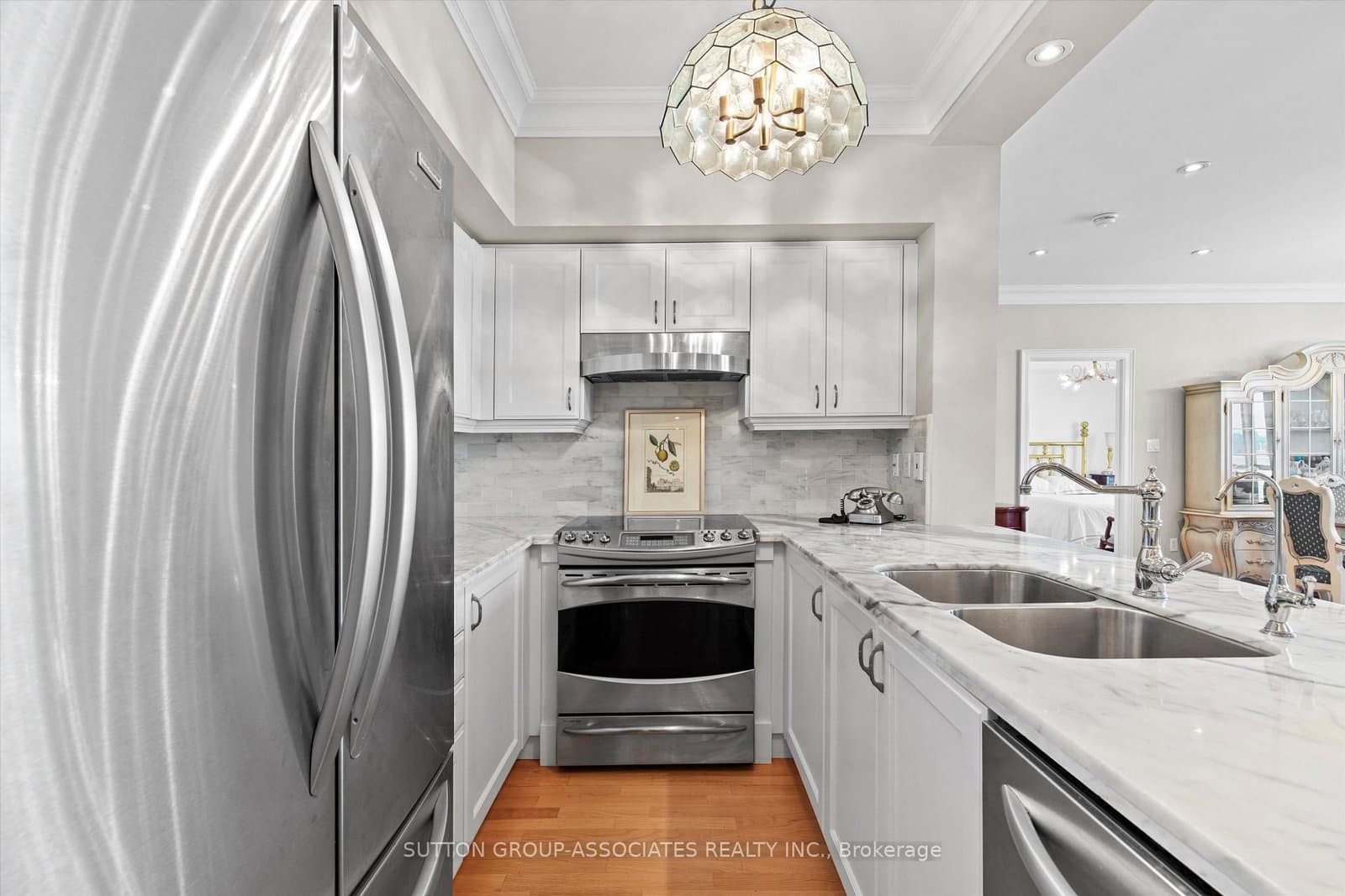 18 Wanless Avenue, Unit PH6 thumbnail 5