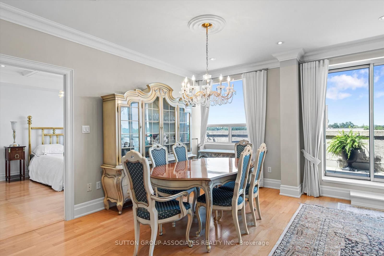 18 Wanless Avenue, Unit PH6 thumbnail 9
