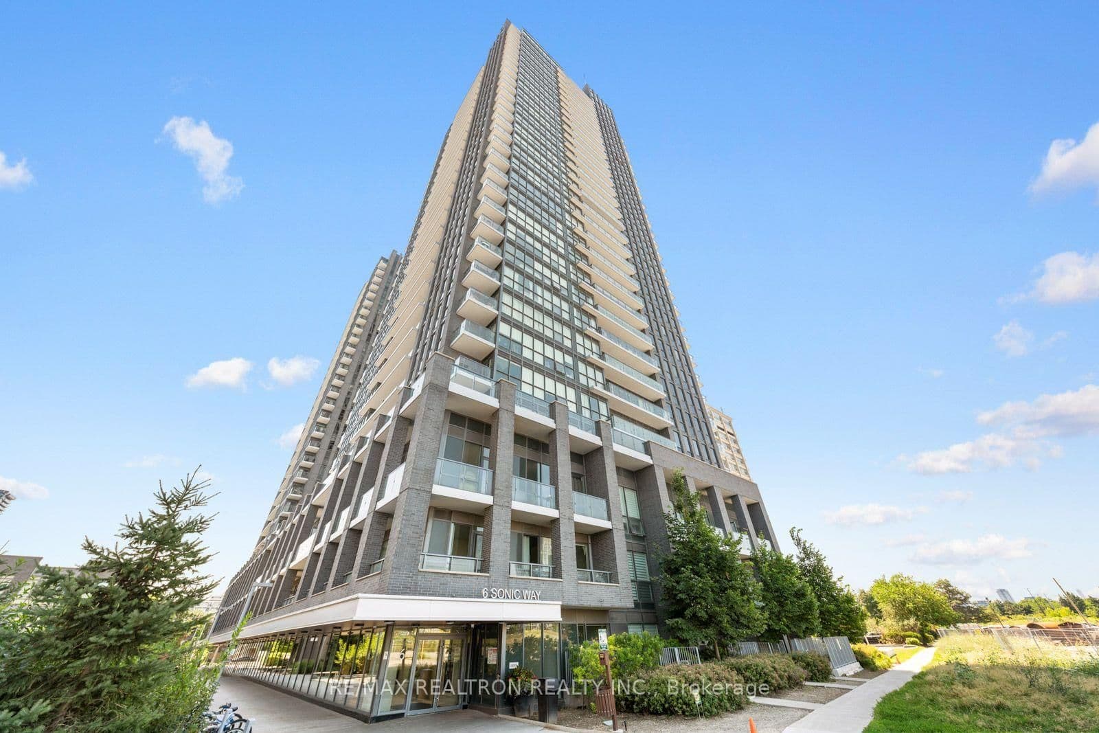 6 Sonic Way, Unit N2010
