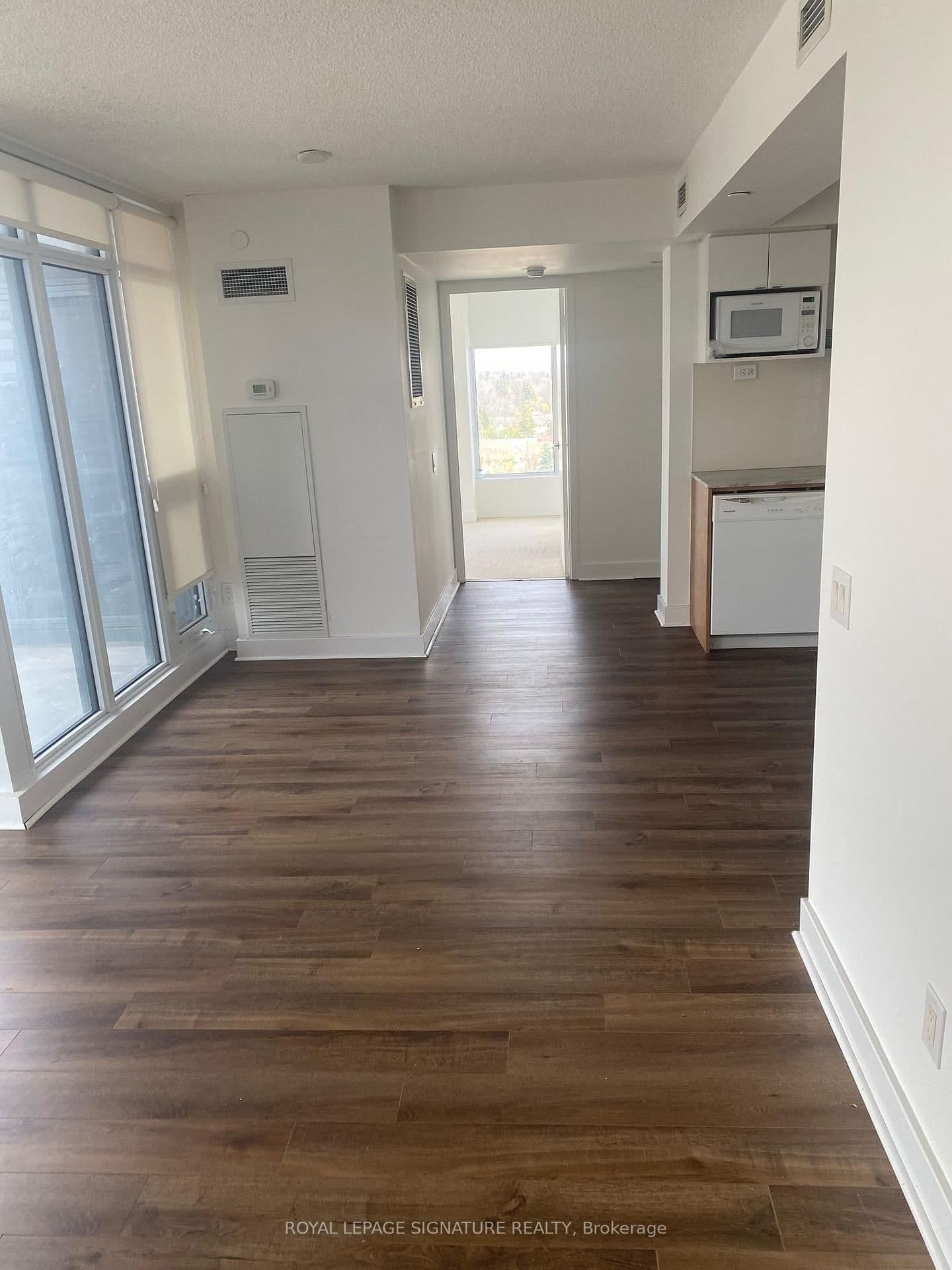 72 Esther Shiner Boulevard, Unit 1007 thumbnail 4