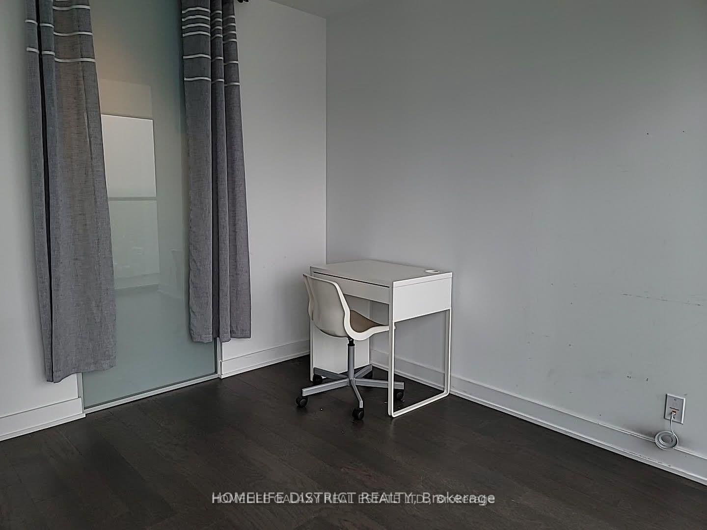 1815 Yonge Street, Unit LPH_06 thumbnail 6