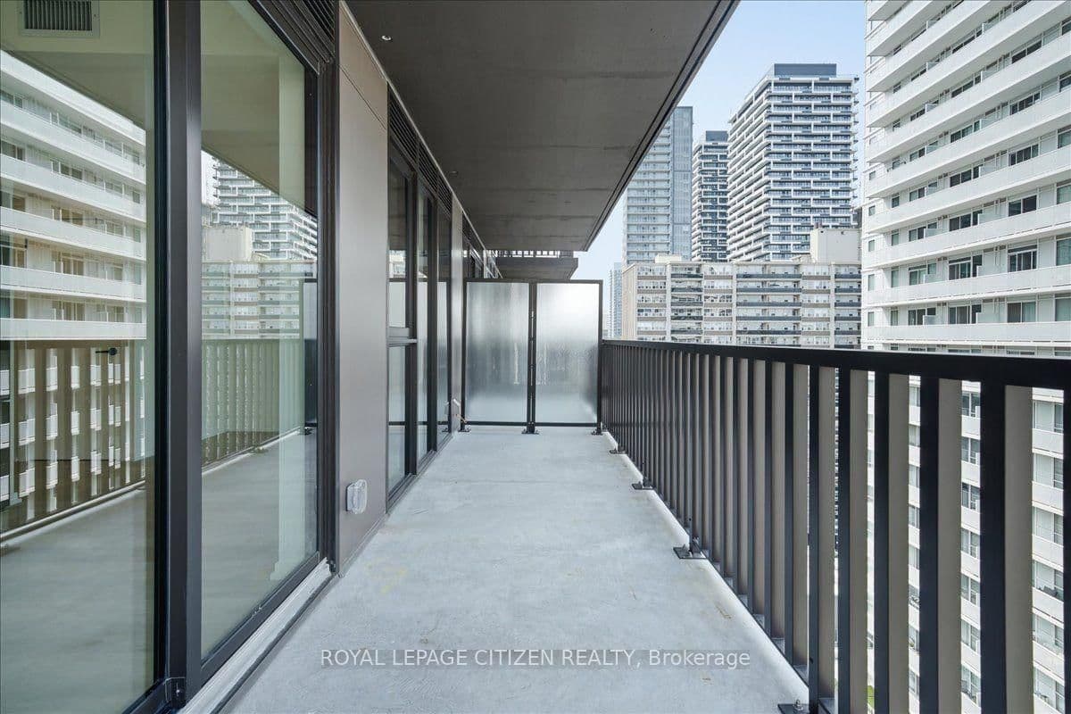 109 Erskine Avenue, Unit 1502 thumbnail 28