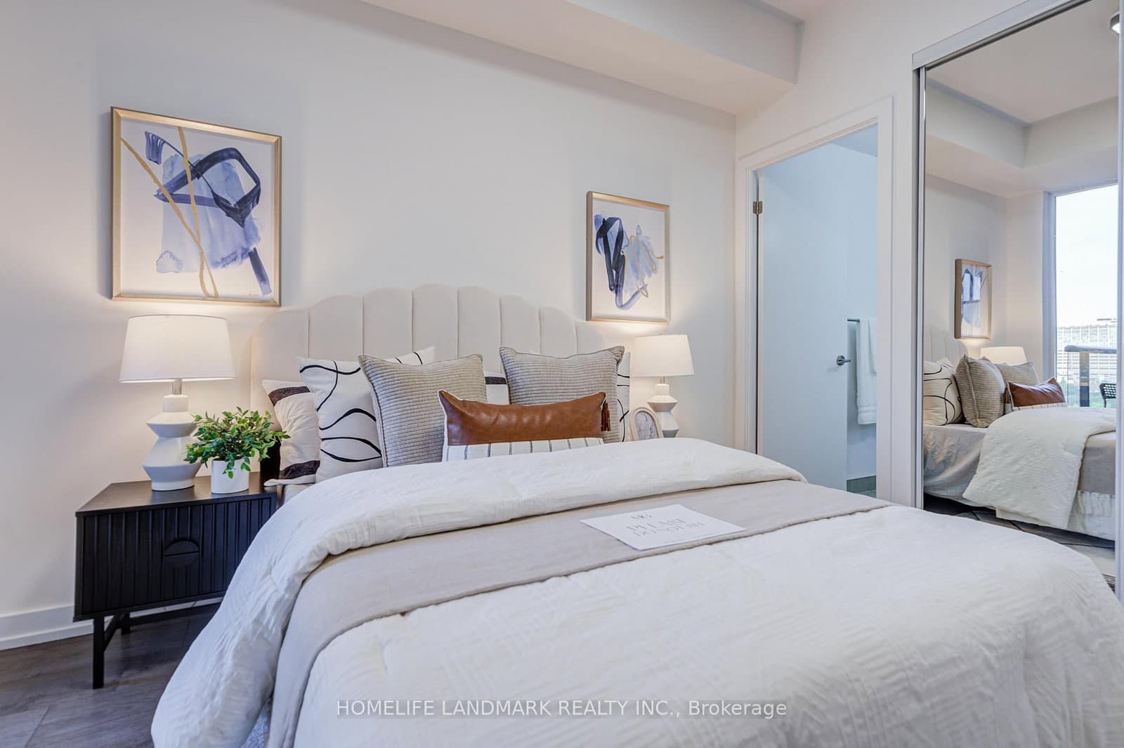 297 College Street, Unit 901 thumbnail 17