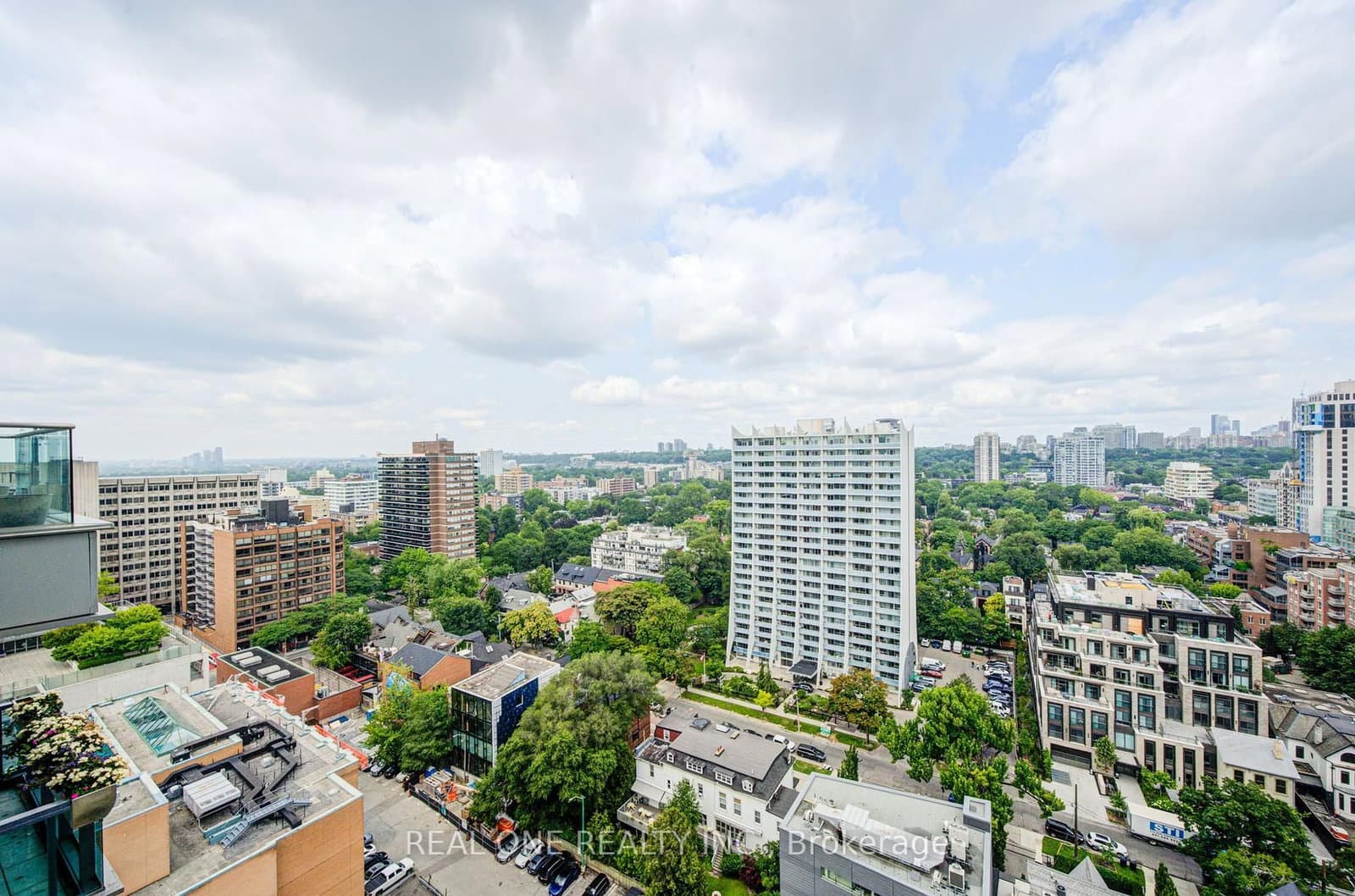 200 Bloor Street W, Unit 1808 thumbnail 25