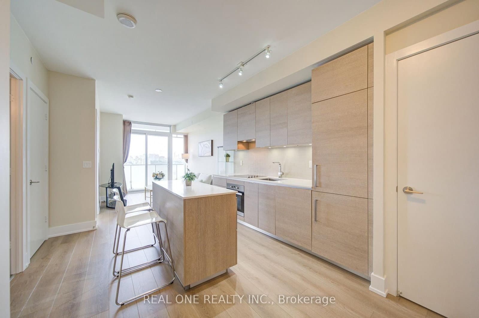 200 Bloor Street W, Unit 1808 thumbnail 8