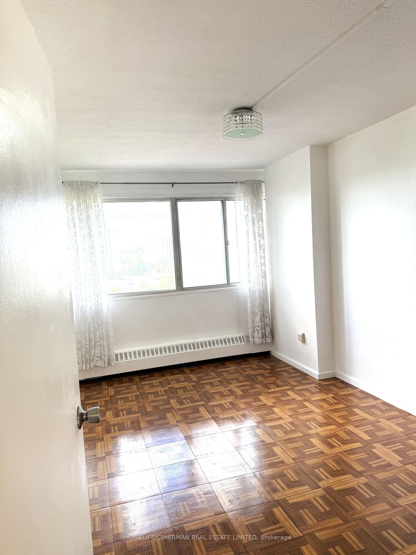 725 Don Mills Road, Unit 906 thumbnail 10