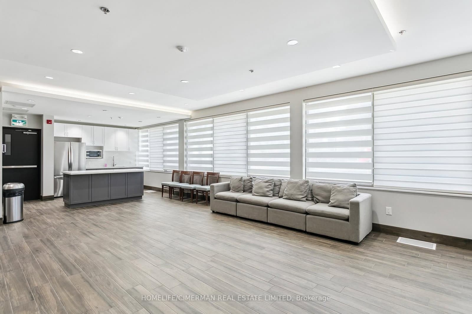 725 Don Mills Road, Unit 906 thumbnail 13