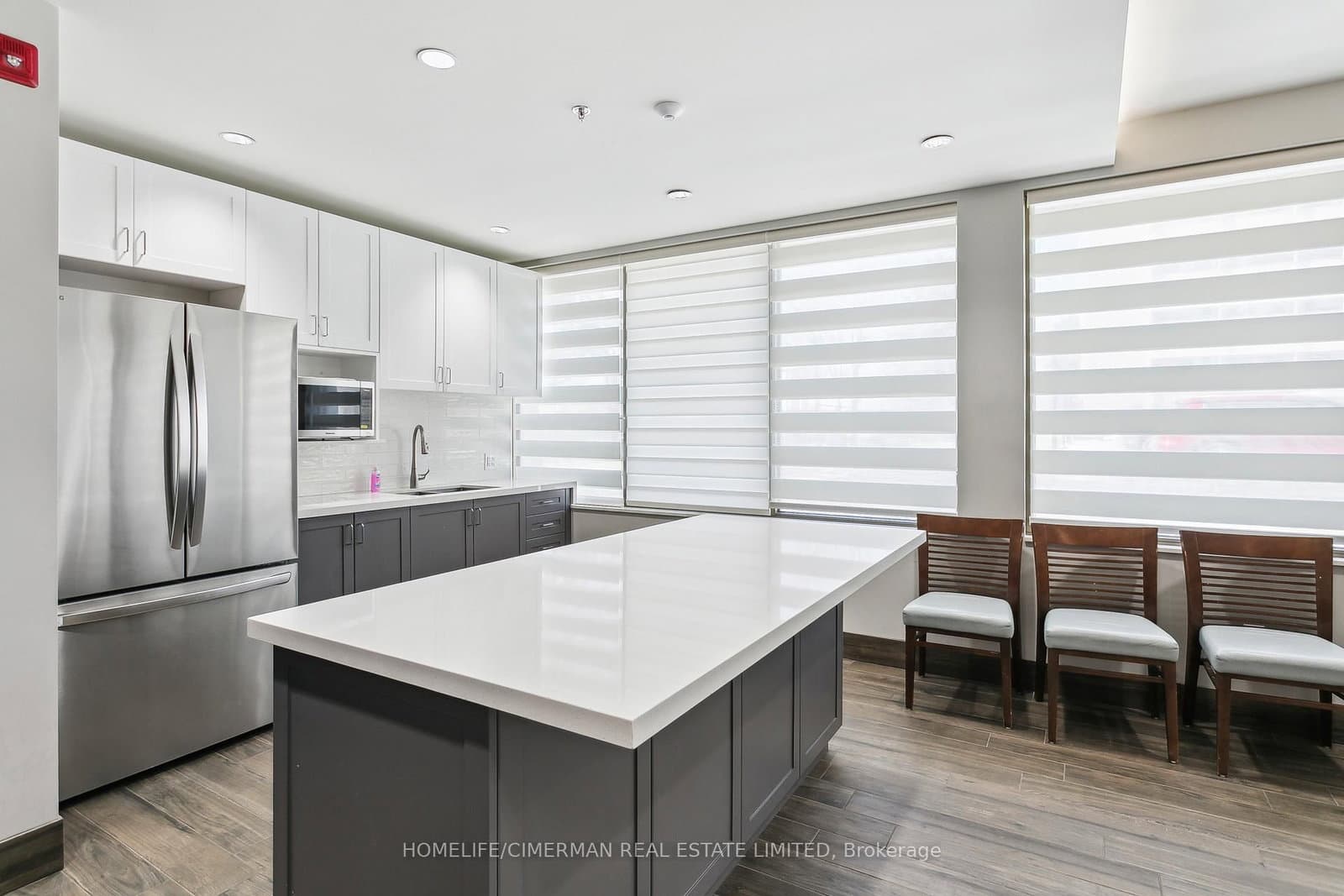 725 Don Mills Road, Unit 906 thumbnail 4