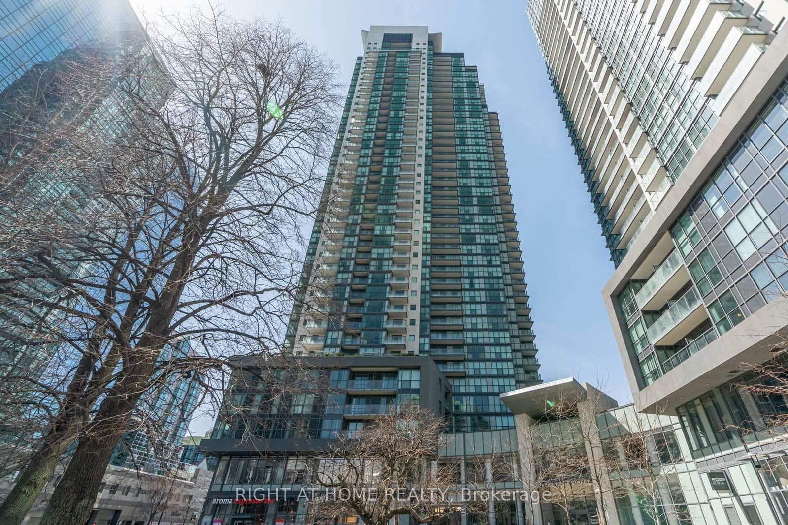 5162 Yonge Street, Unit LPH208 - Image 1