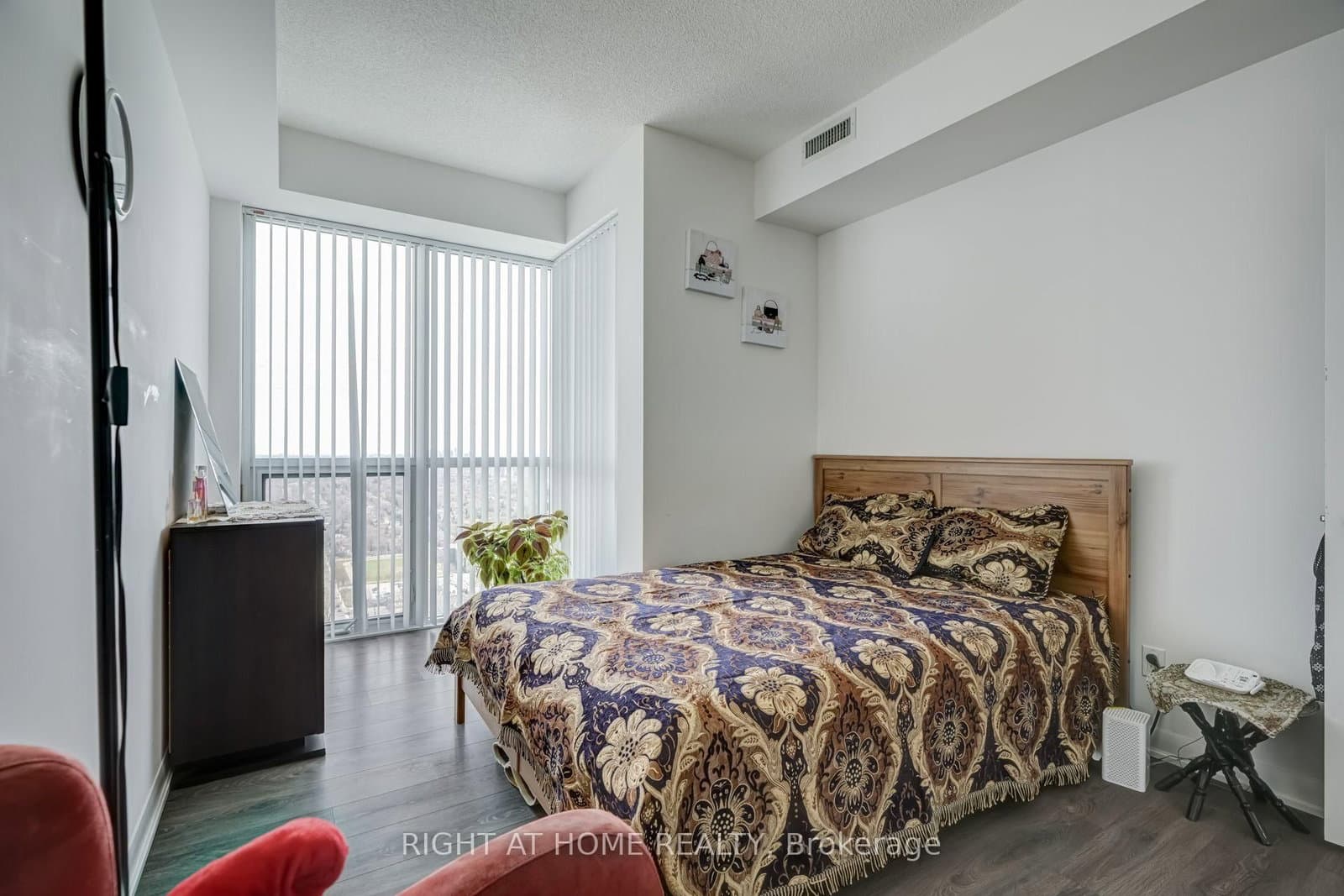 5162 Yonge Street, Unit LPH208 thumbnail 12
