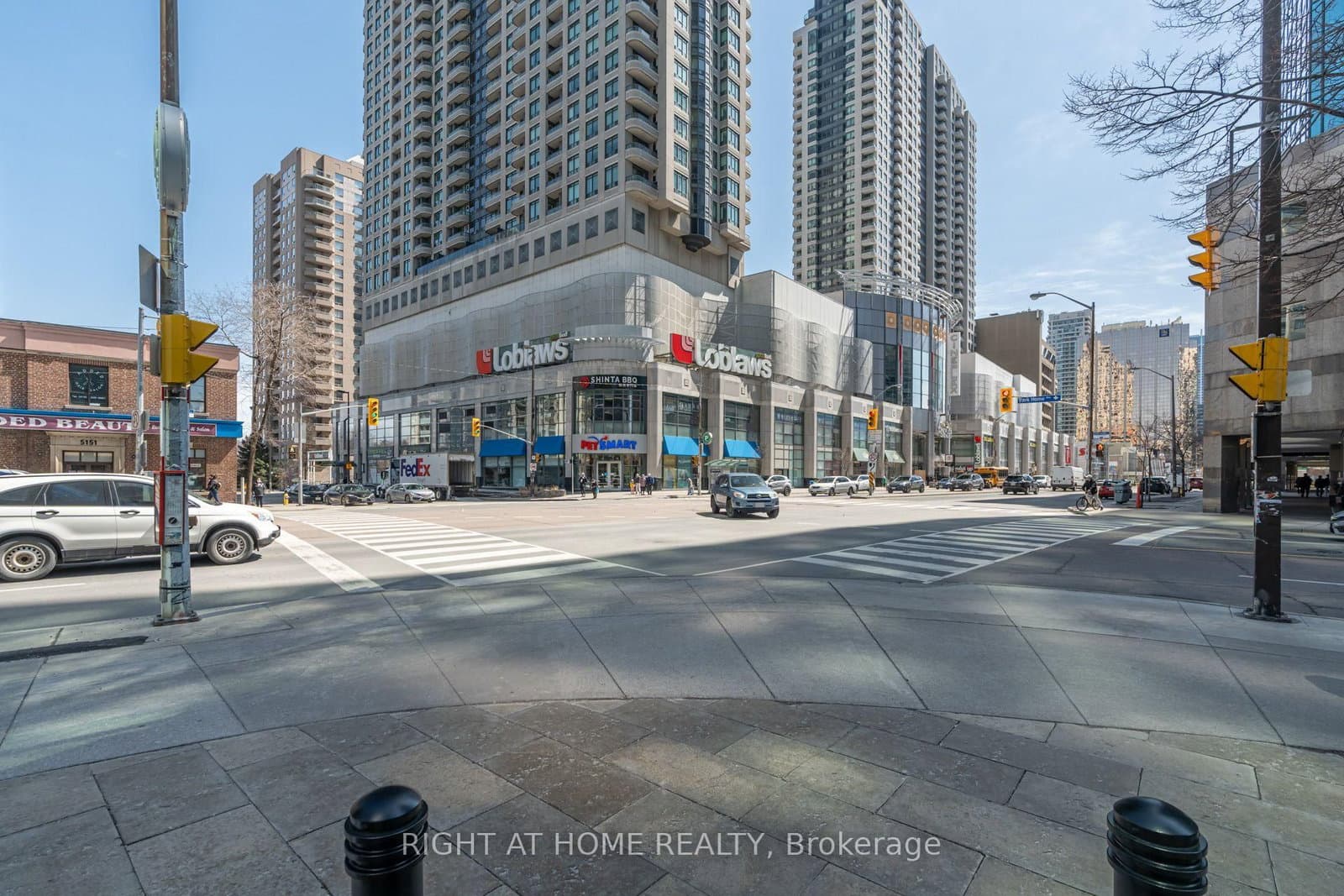 5162 Yonge Street, Unit LPH208 thumbnail 19