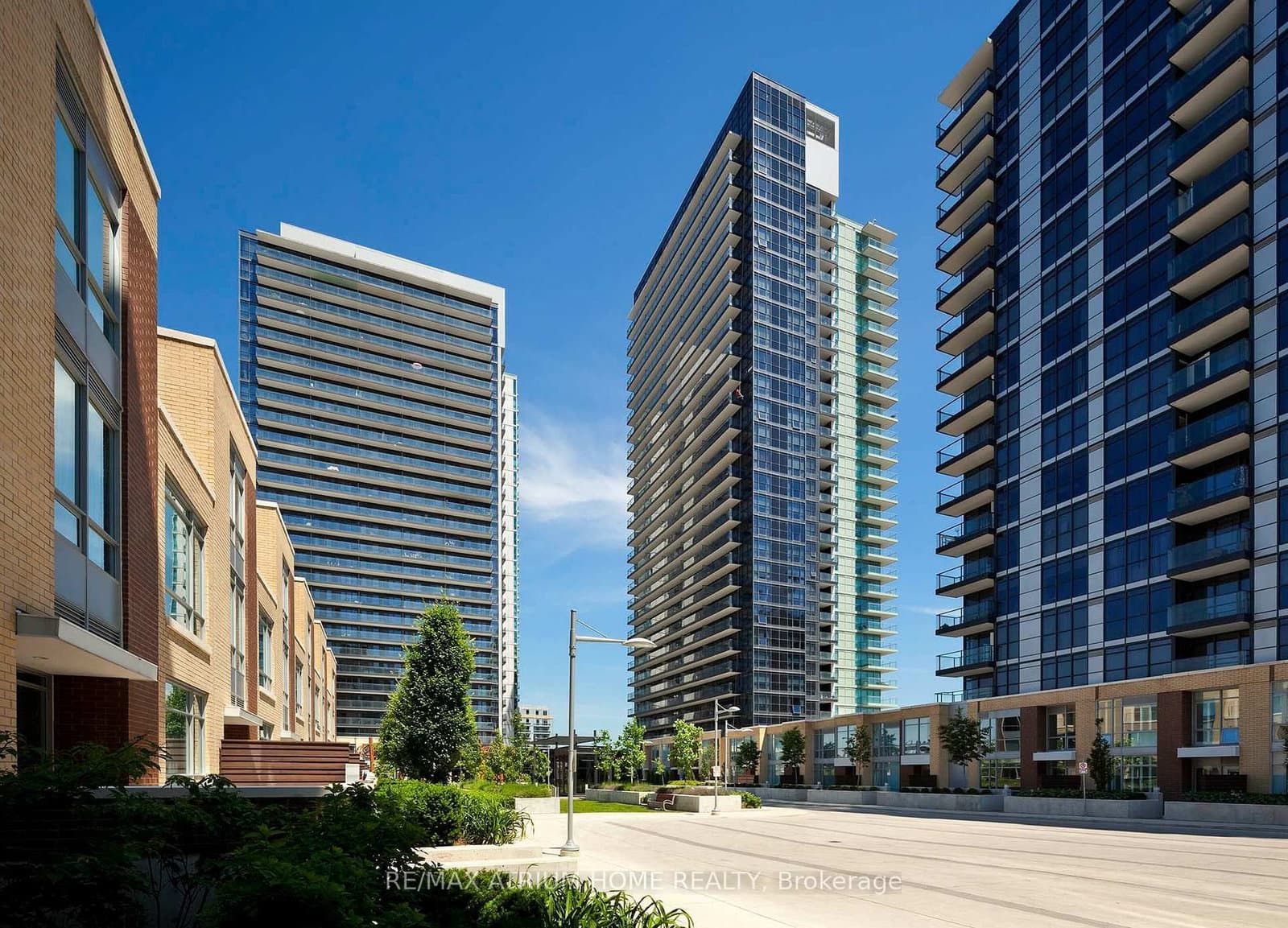 29 Singer Court, Unit 1502 - Image 1