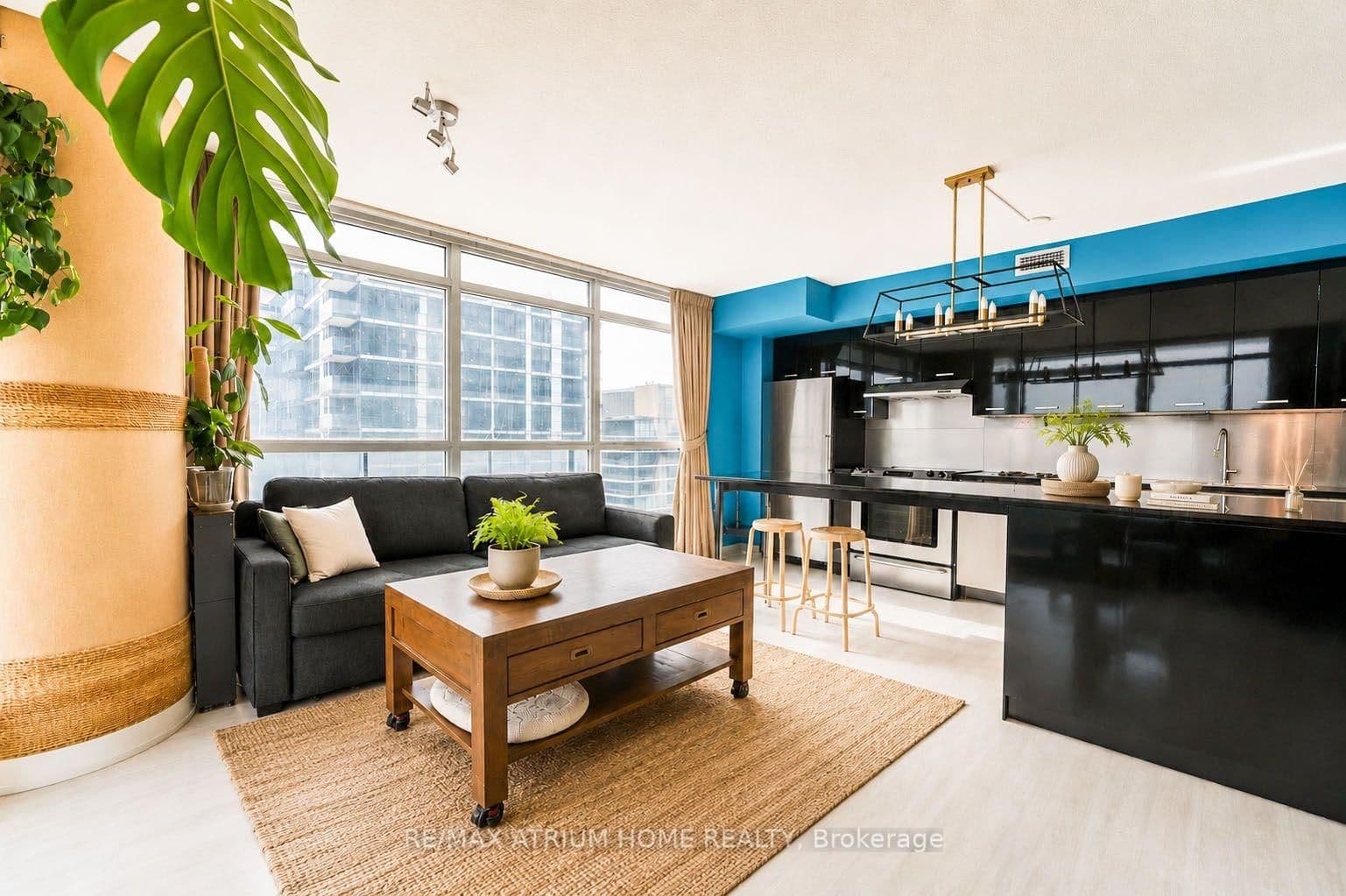 29 Singer Court, Unit 1502 thumbnail 5