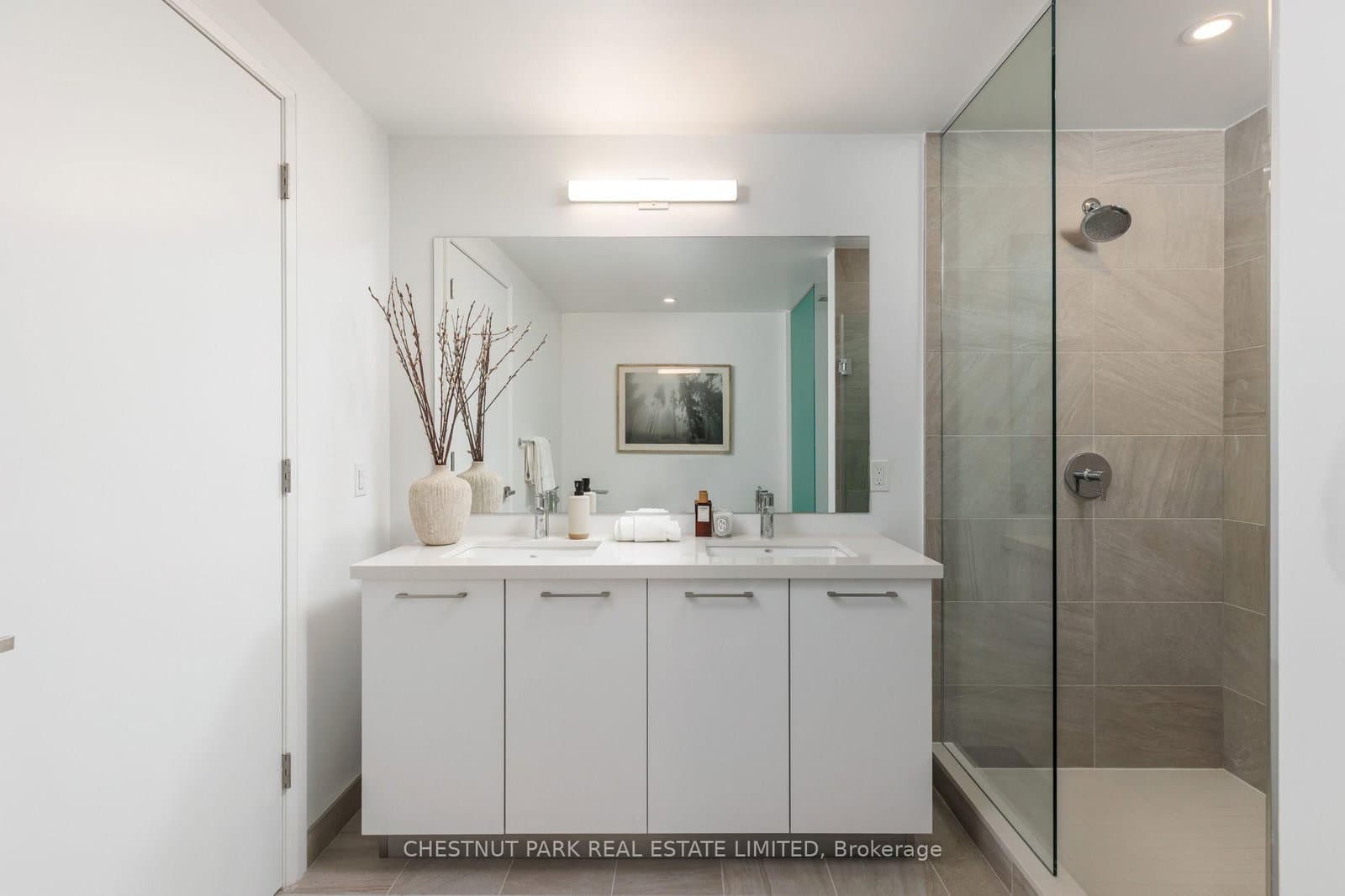 33 Frederick Todd Way, Unit 1602 thumbnail 18