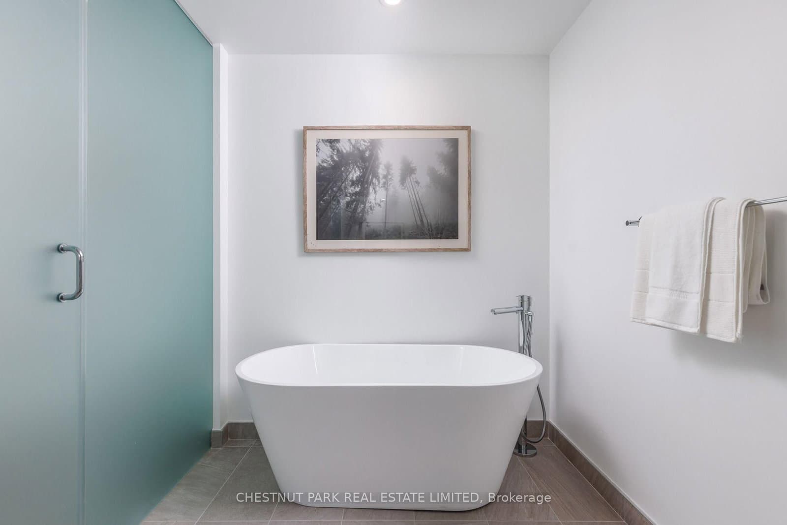 33 Frederick Todd Way, Unit 1602 thumbnail 19