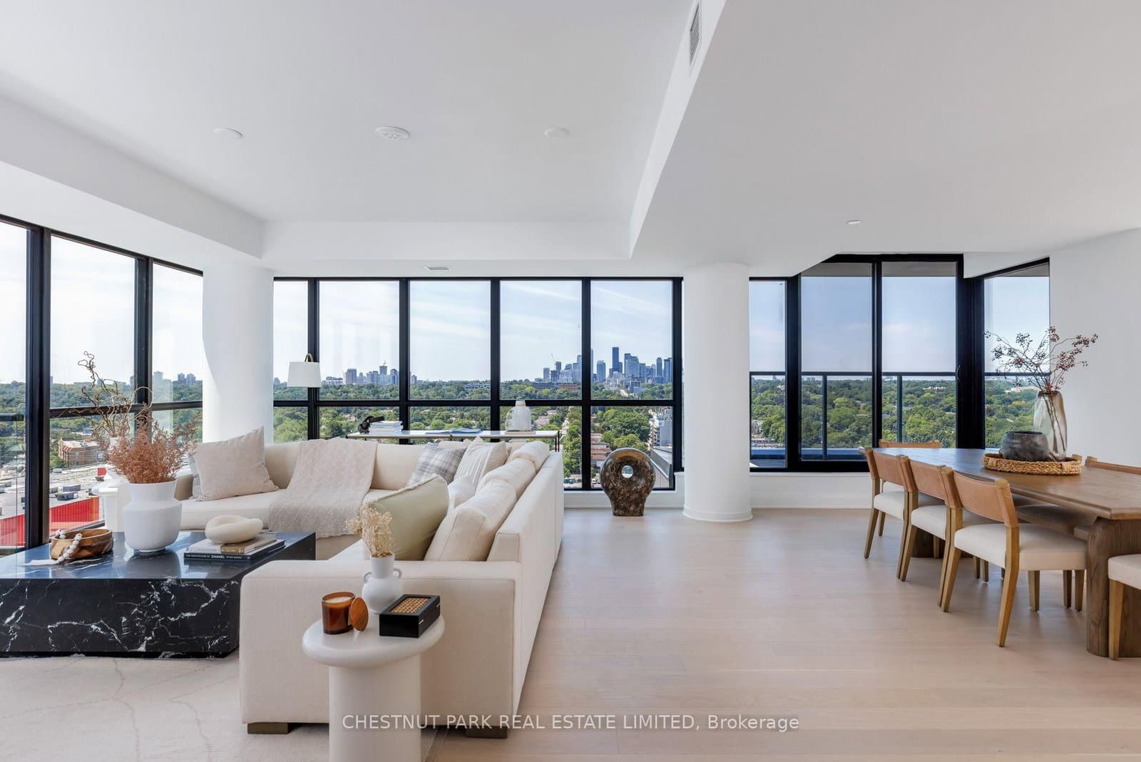 33 Frederick Todd Way, Unit 1602 thumbnail 2