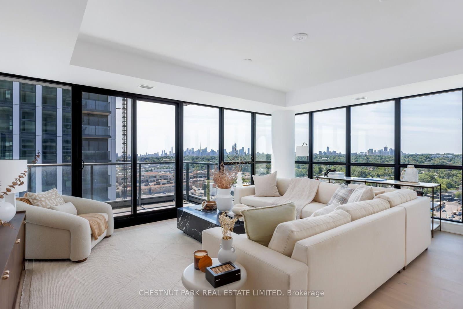 33 Frederick Todd Way, Unit 1602 thumbnail 5