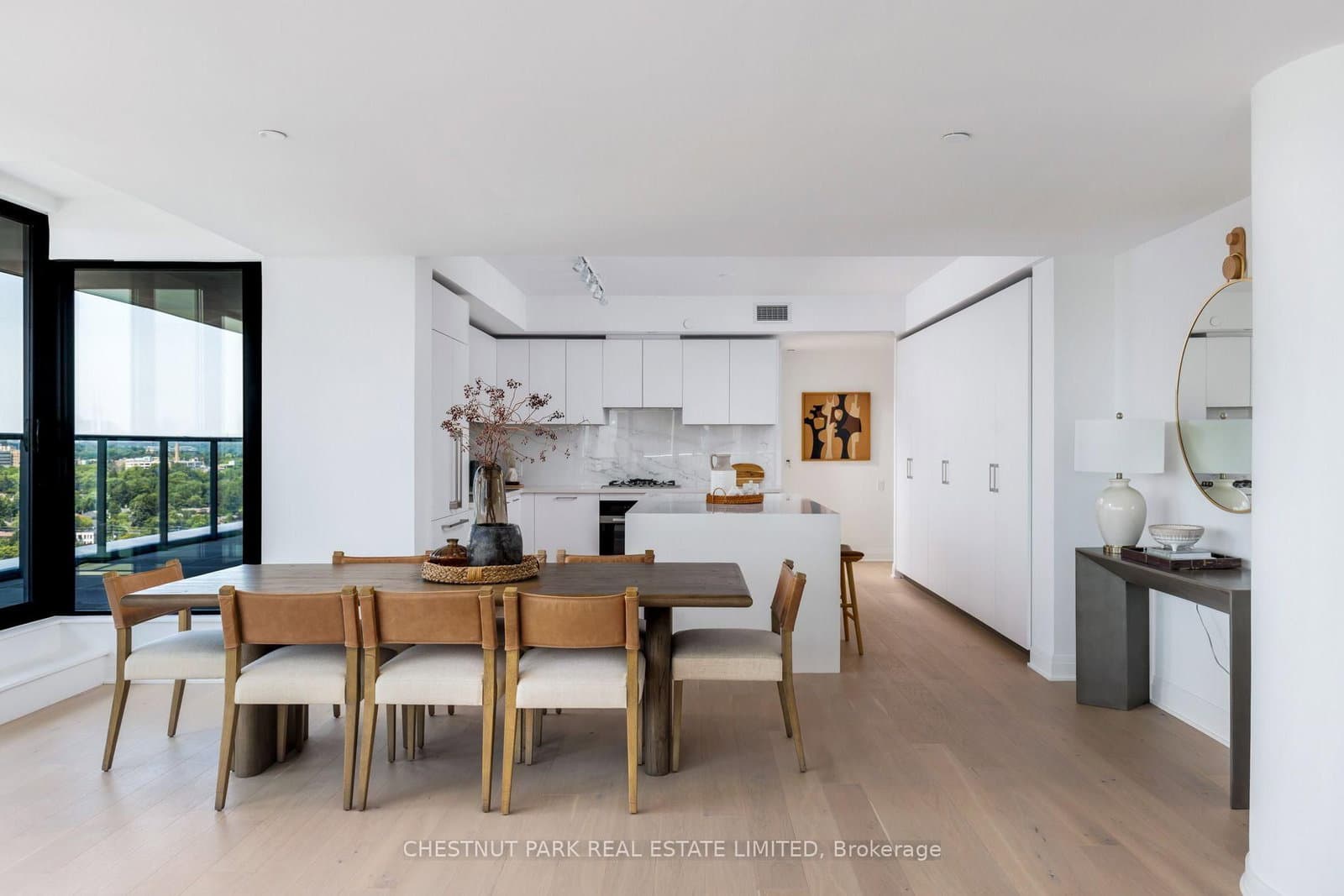 33 Frederick Todd Way, Unit 1602 thumbnail 6