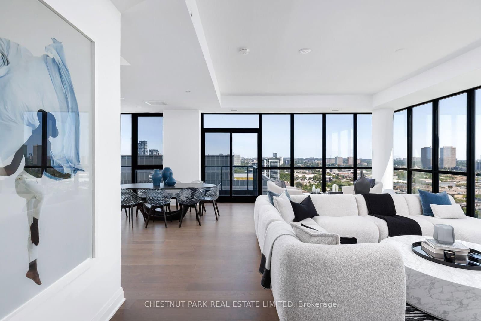 33 Frederick Todd Way, Unit LPH01 - Image 1