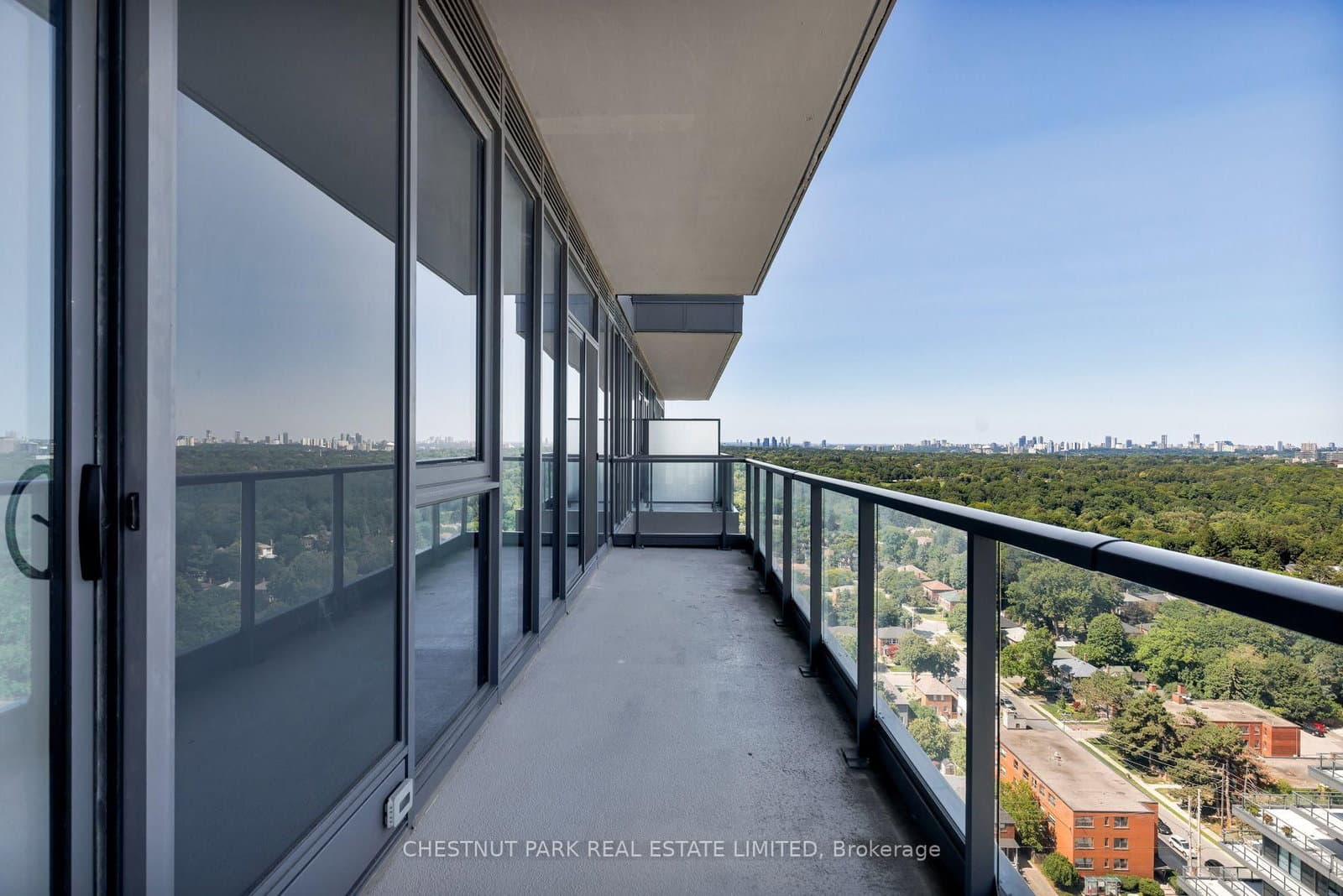 33 Frederick Todd Way, Unit LPH01 thumbnail 11