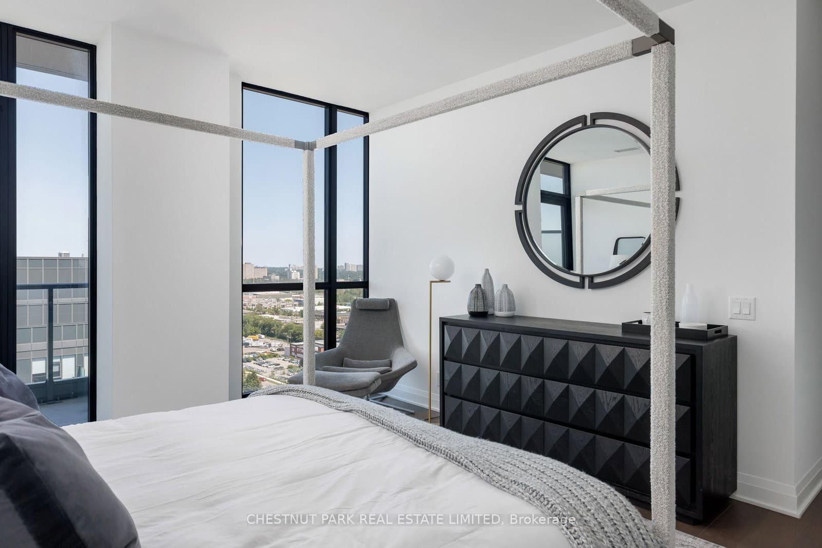33 Frederick Todd Way, Unit LPH01 thumbnail 22