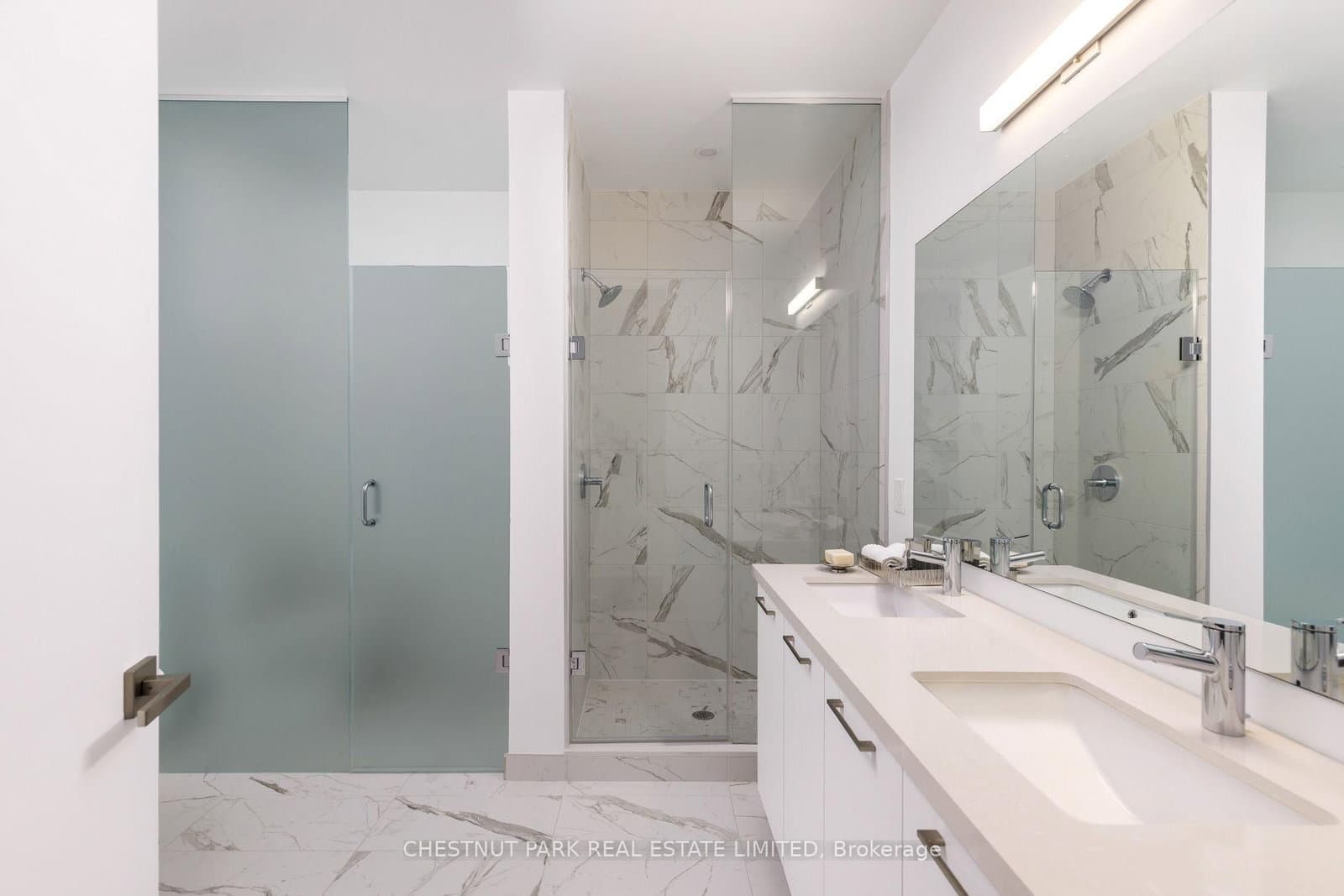 33 Frederick Todd Way, Unit LPH01 thumbnail 23