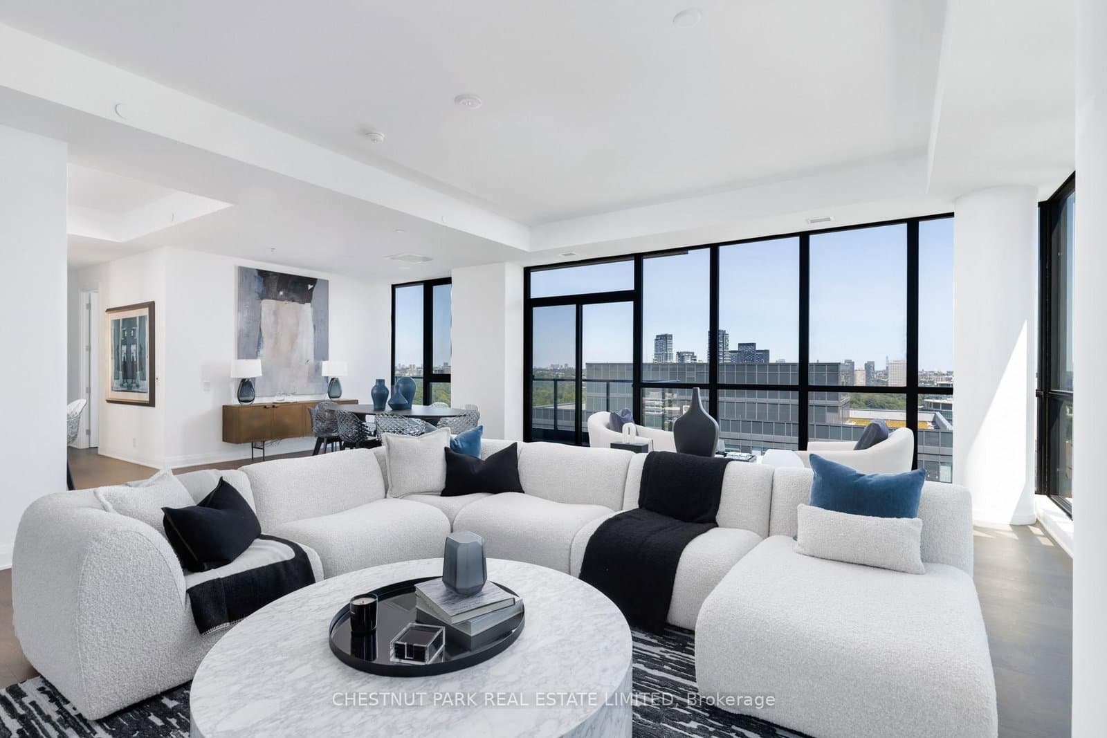 33 Frederick Todd Way, Unit LPH01 thumbnail 8