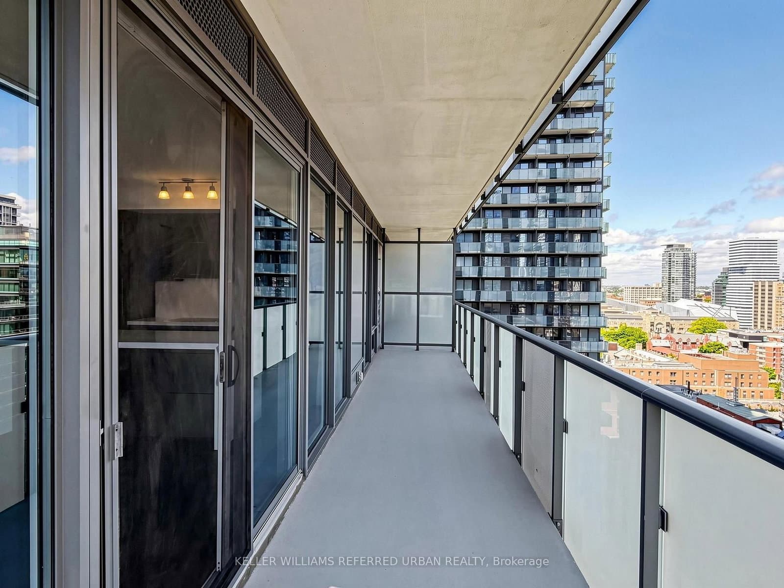 1080 Bay Street, Unit 1710 thumbnail 16