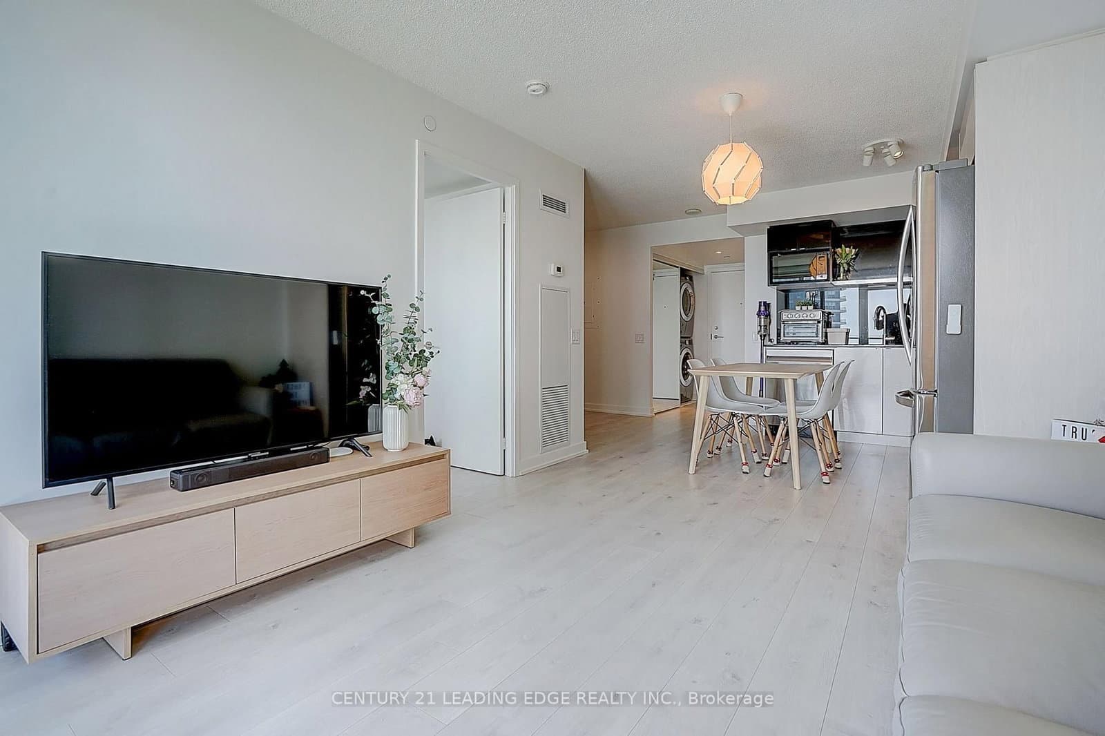 72 Esther Shiner Boulevard, Unit 2102 thumbnail 23