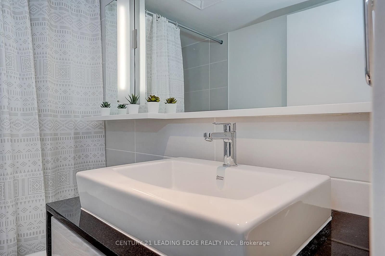72 Esther Shiner Boulevard, Unit 2102 thumbnail 34