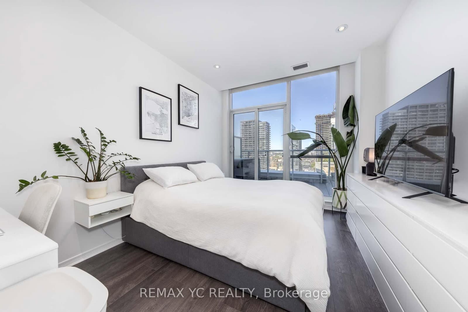 352 Front Street W, Unit PH09 thumbnail 14