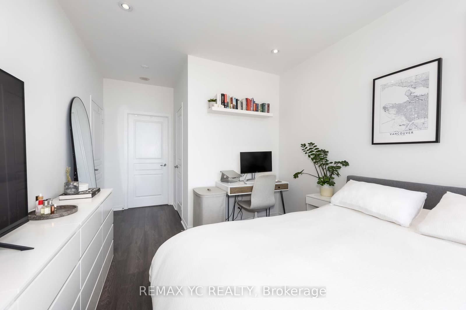 352 Front Street W, Unit PH09 thumbnail 15