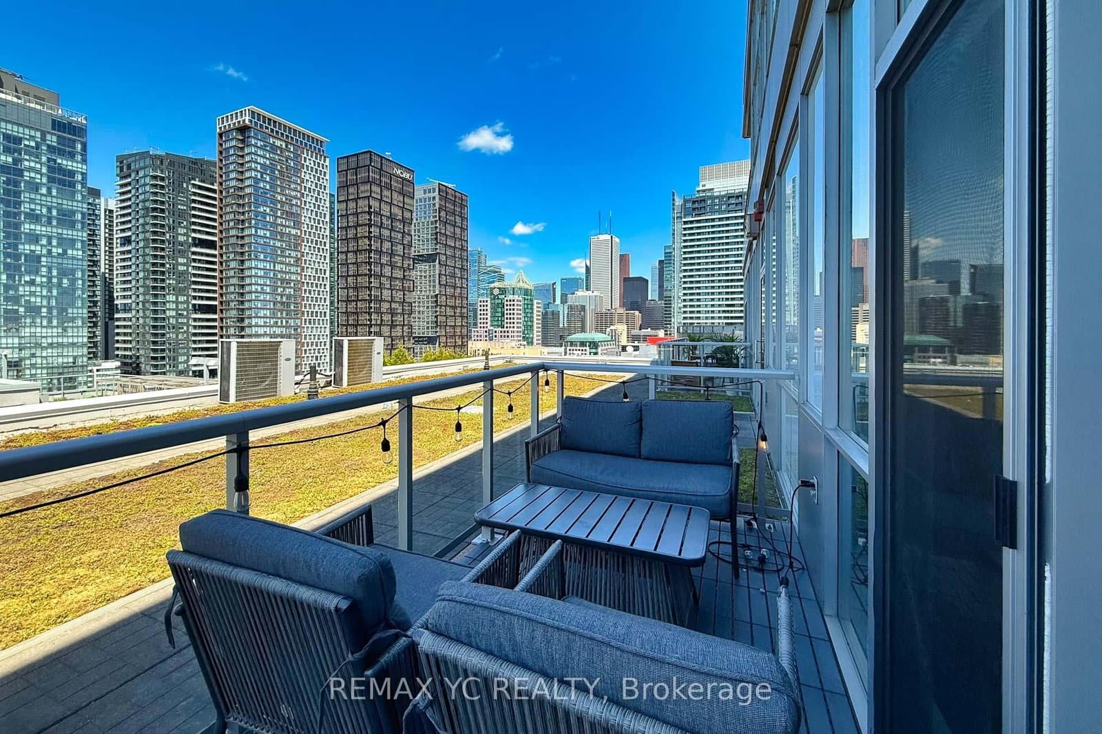 352 Front Street W, Unit PH09 thumbnail 21