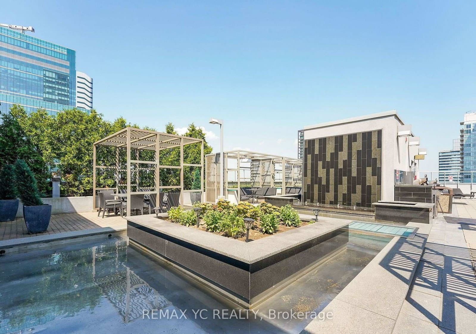 352 Front Street W, Unit PH09 thumbnail 36