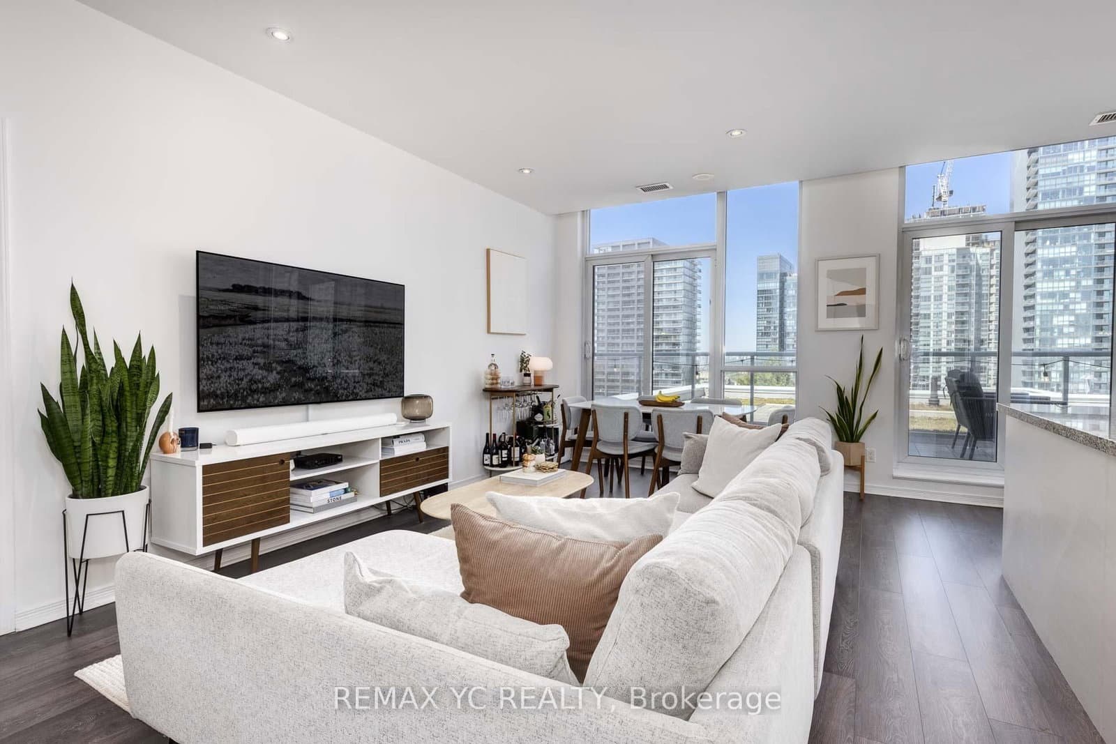 352 Front Street W, Unit PH09 thumbnail 6