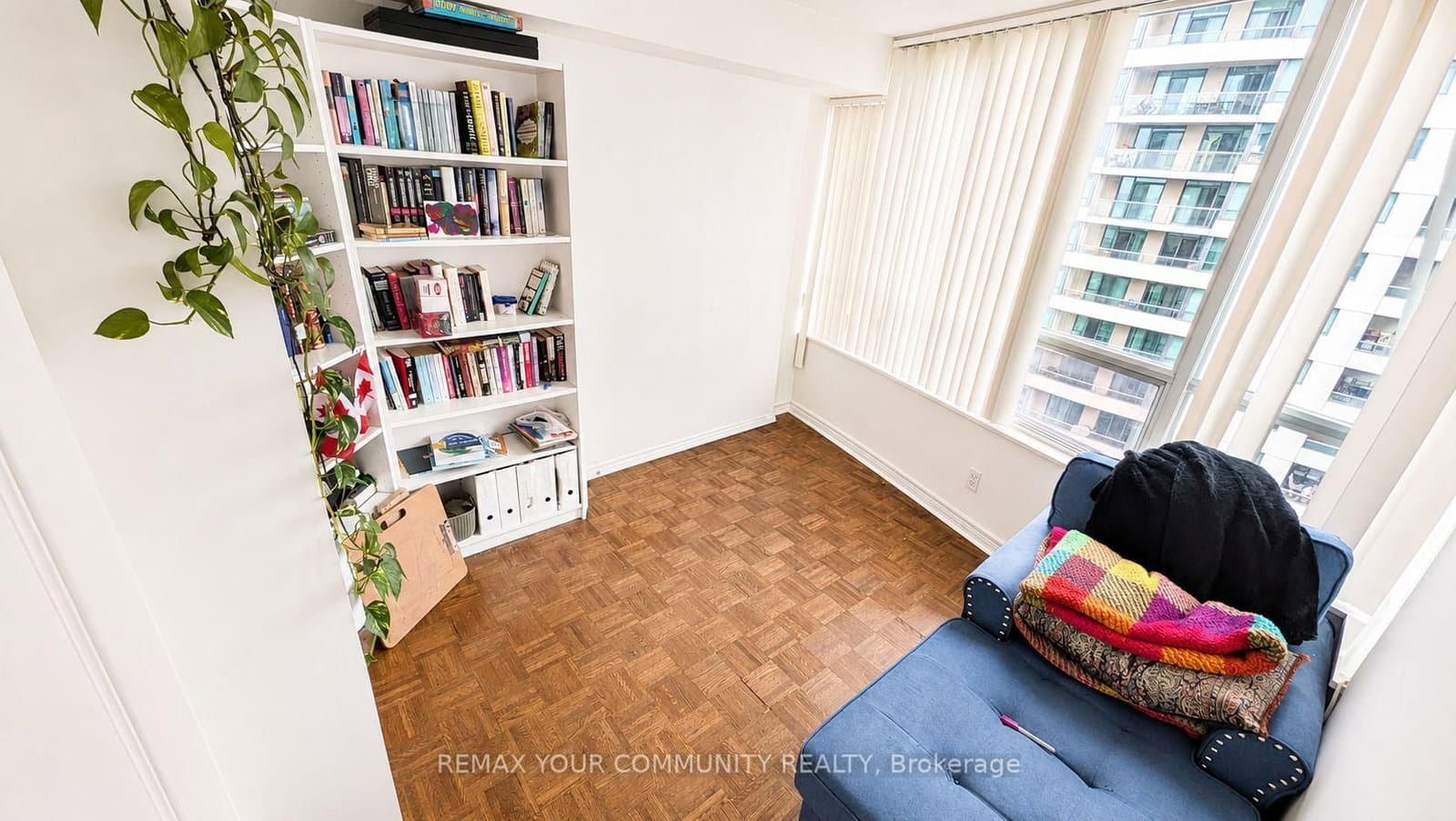 23 Hollywood Avenue, Unit 3310 thumbnail 11