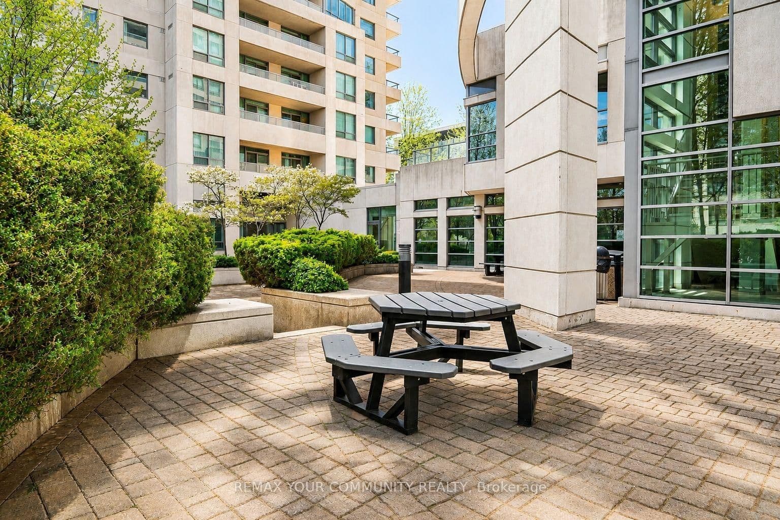 23 Hollywood Avenue, Unit 3310 thumbnail 28