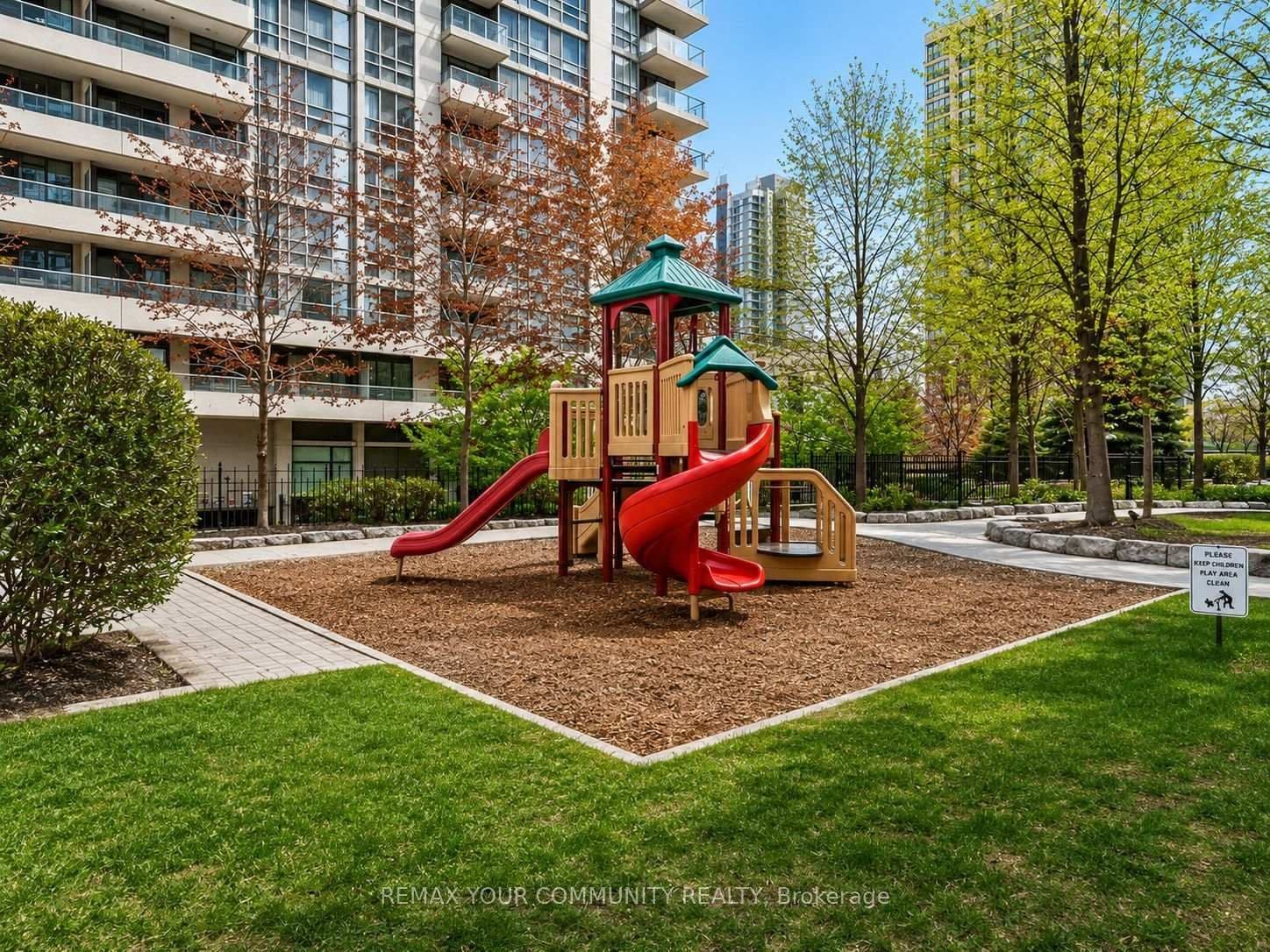 23 Hollywood Avenue, Unit 3310 thumbnail 29