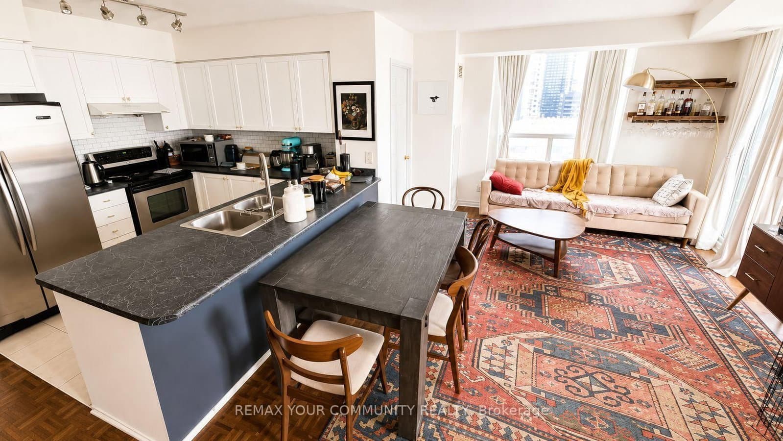 23 Hollywood Avenue, Unit 3310 thumbnail 4