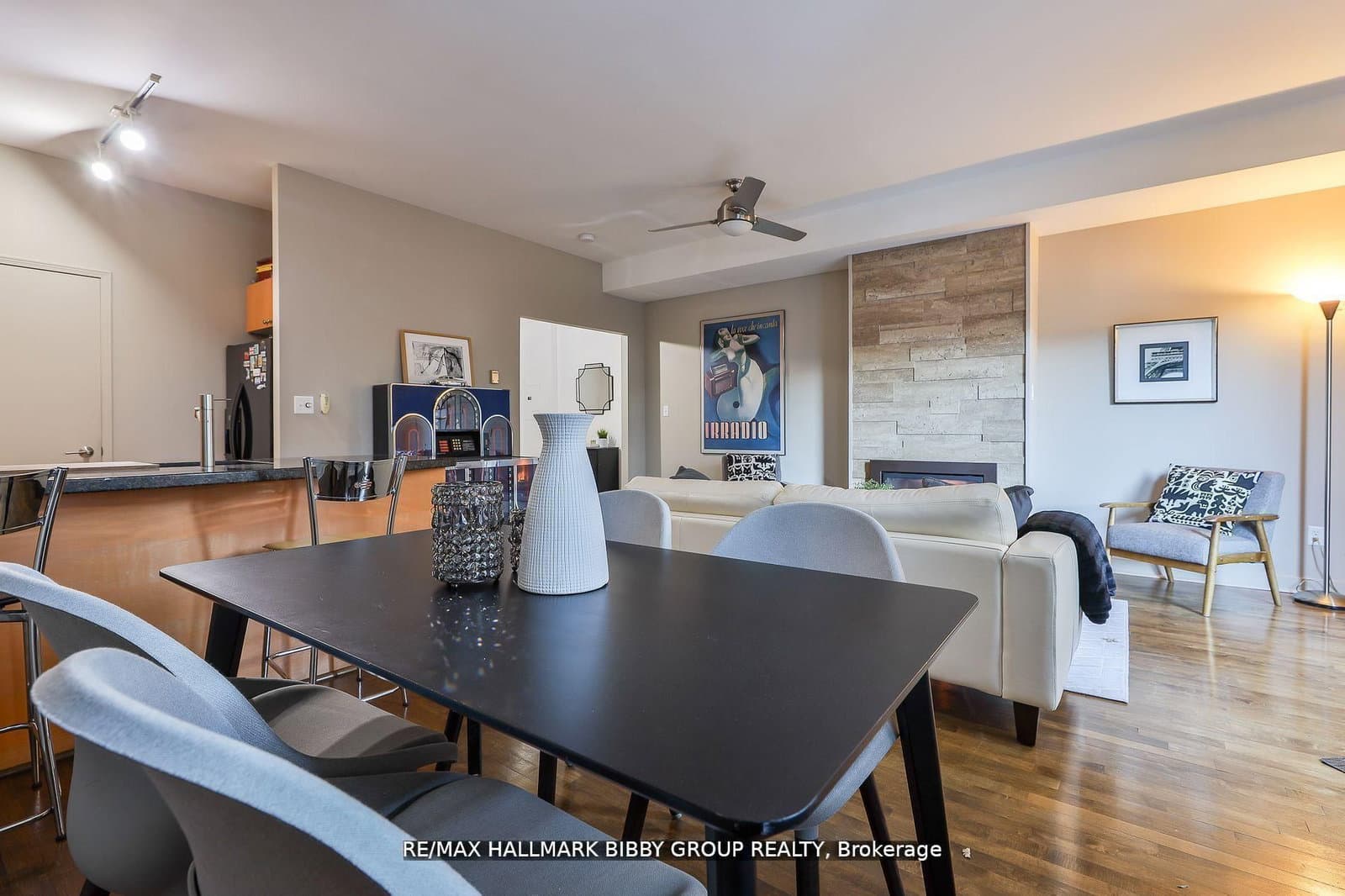 500 Richmond Street W, Unit 315 thumbnail 9