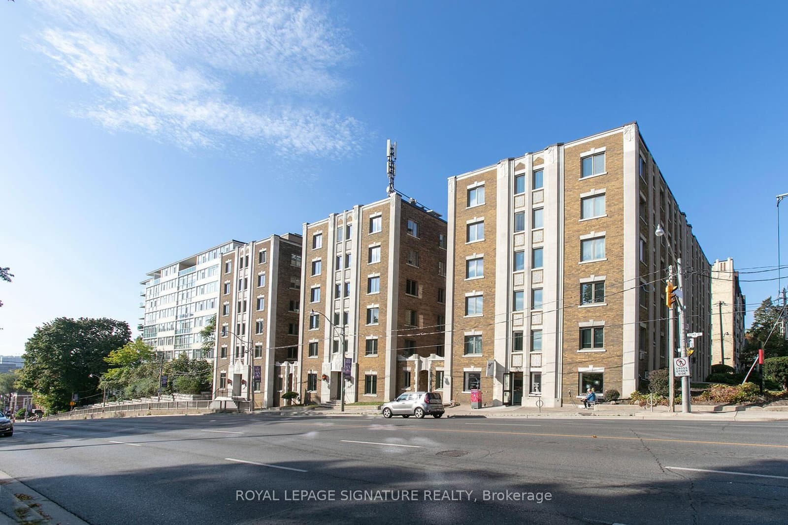 394 Avenue Road, Unit 201-C thumbnail 9