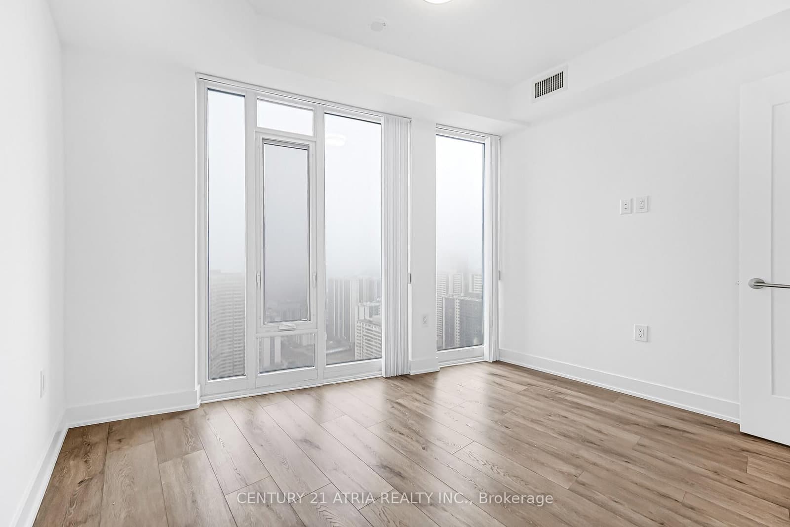 575 Bloor Street E, Unit 3308 thumbnail 14