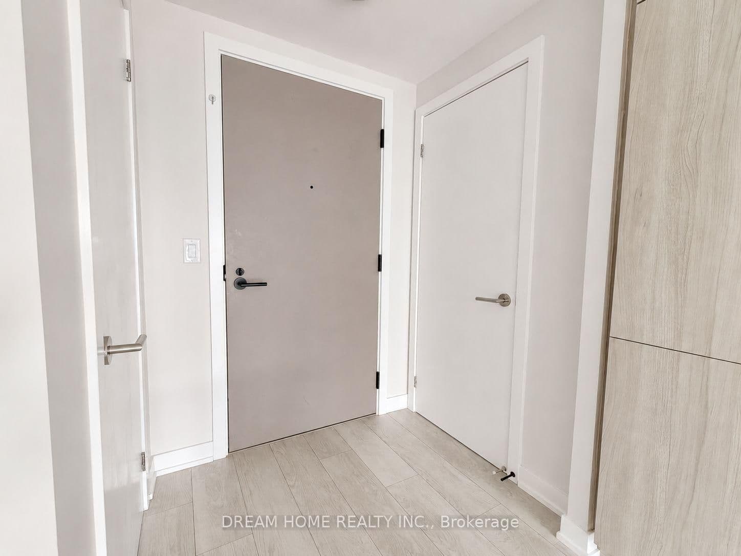 47 Mutual Street, Unit 2808 thumbnail 16