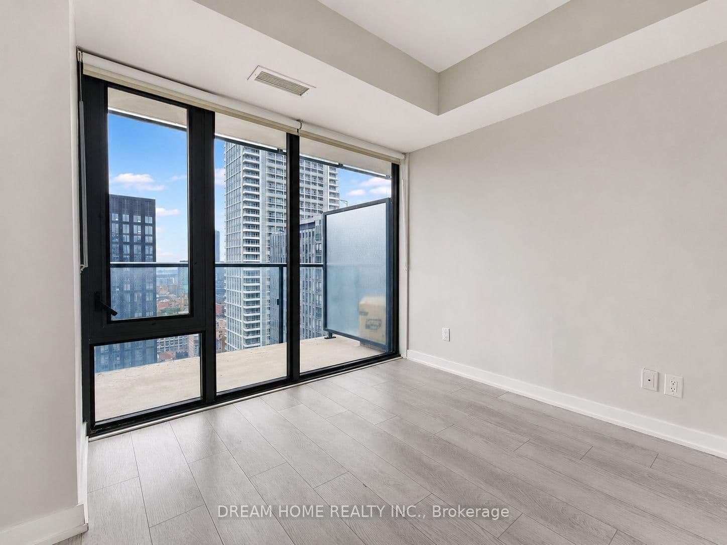 47 Mutual Street, Unit 2808 thumbnail 18