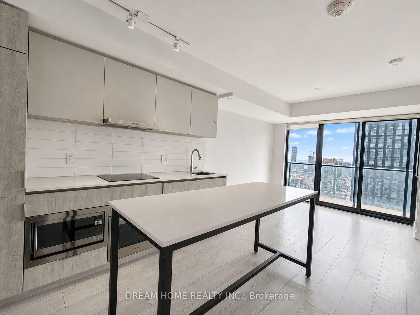 47 Mutual Street, Unit 2808 thumbnail 2