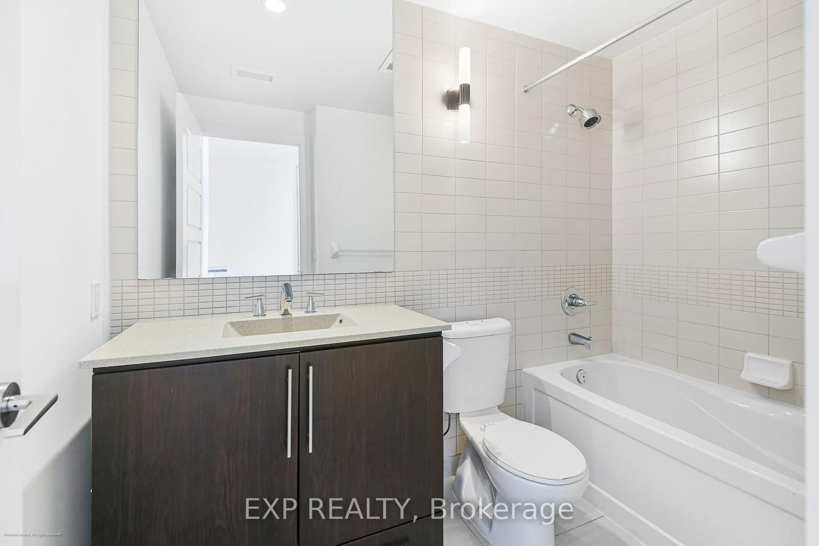 28 Linden Street, Unit PH2 thumbnail 22