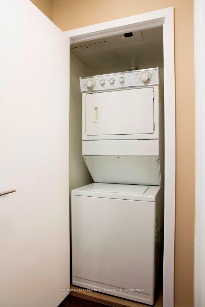 167 Church Street, Unit 2603 thumbnail 8