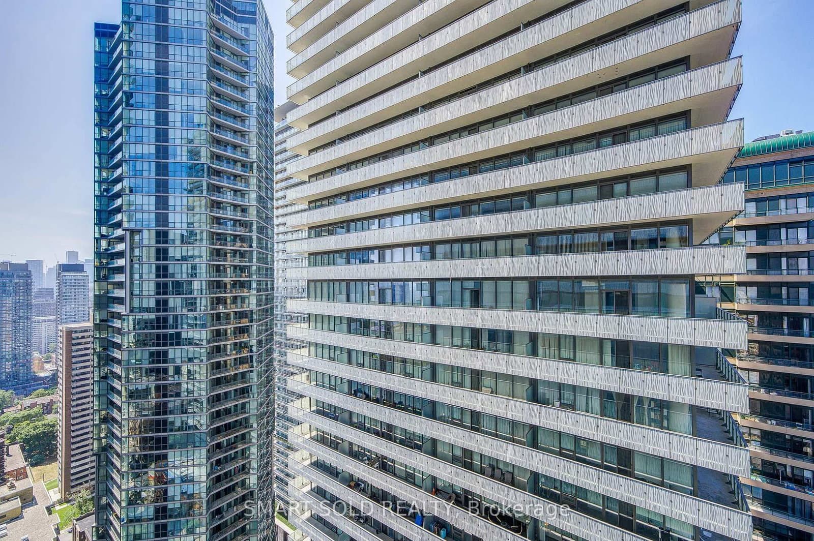 50 Charles Street E, Unit 2909 thumbnail 30