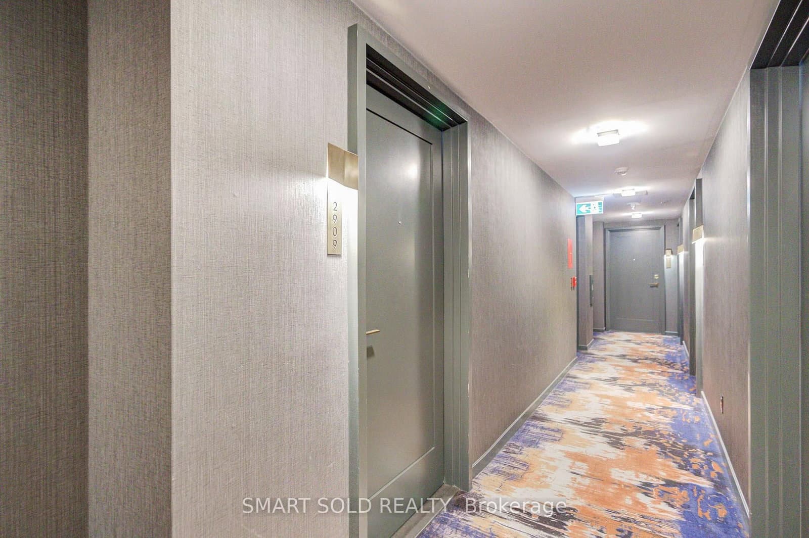 50 Charles Street E, Unit 2909 thumbnail 8